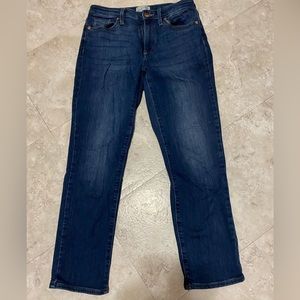 Universal Thread High Rise Slim Straight Jeans 👖